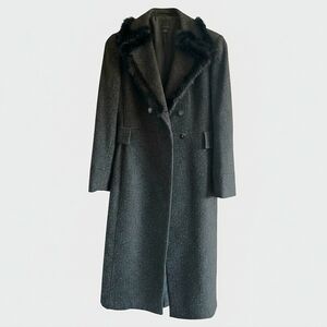 PLAYLORD vintage Charcoal Women's Trench Coat With Black Faux Fur Collar.